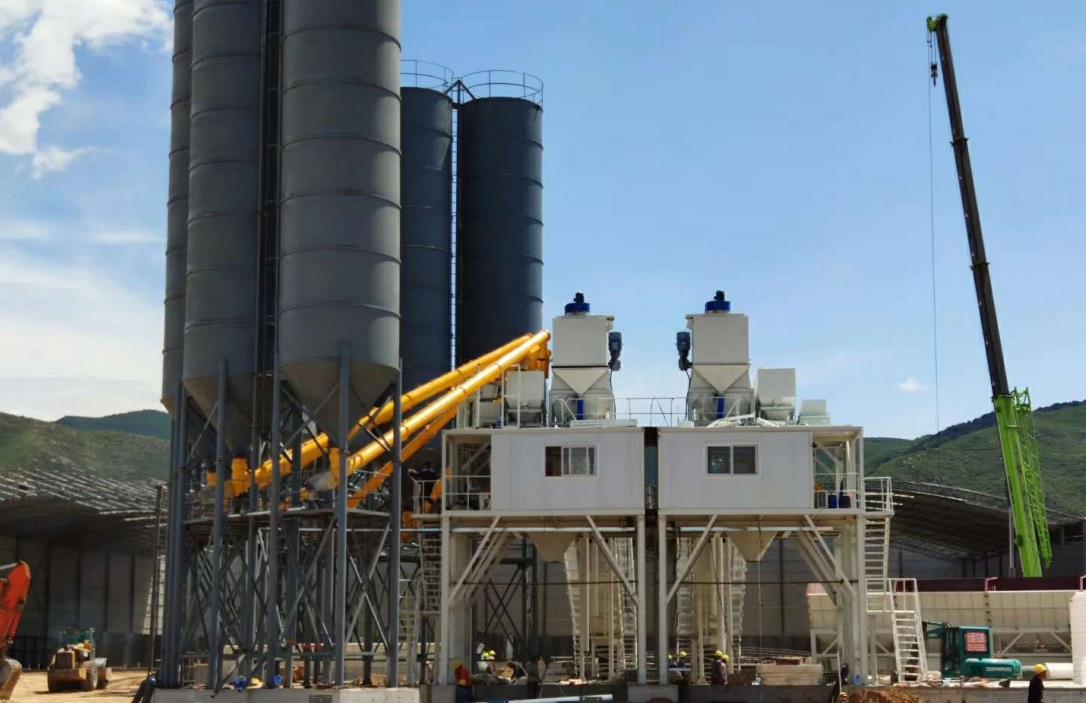 立轴行星式搅拌站